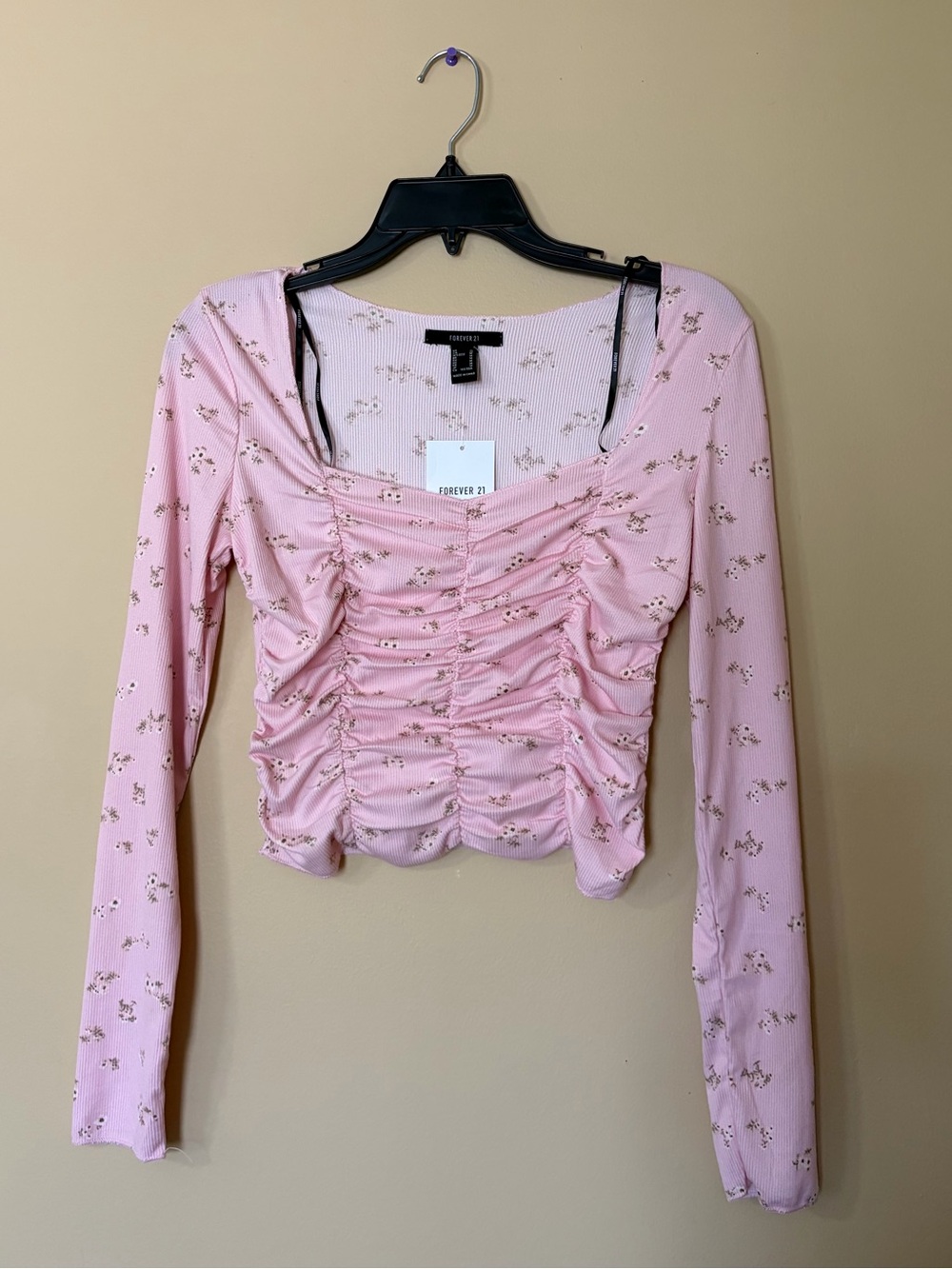 5/$25 Forever 21 Ruched Knit Top M NWT